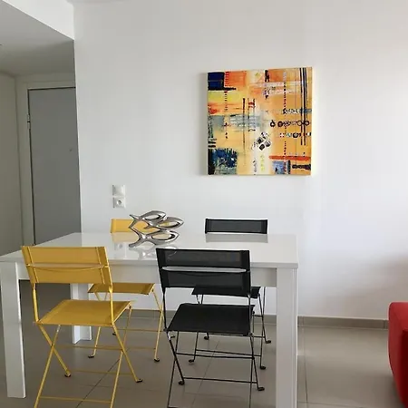 아파트 Appartement En Bord De Mer Kamiesch