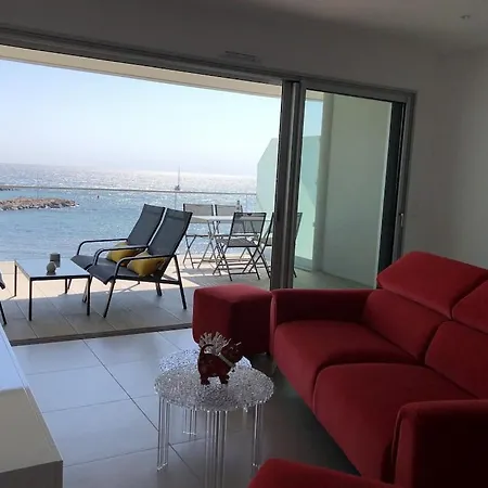 Lejlighed Appartement En Bord De Mer Kamiesch
